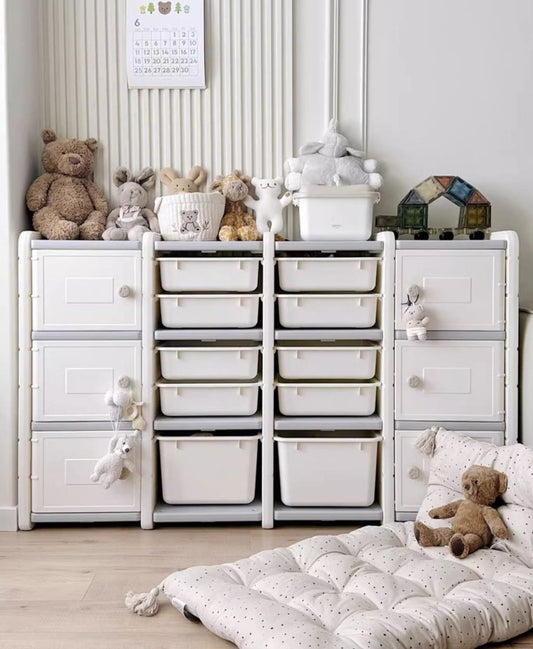 Odin Bear Ivory Storage Cabinet Set